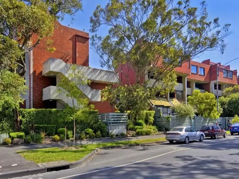 13B/73-85 Haines Street, North Melbourne Sold by Harcourts Melbourne City - image 6