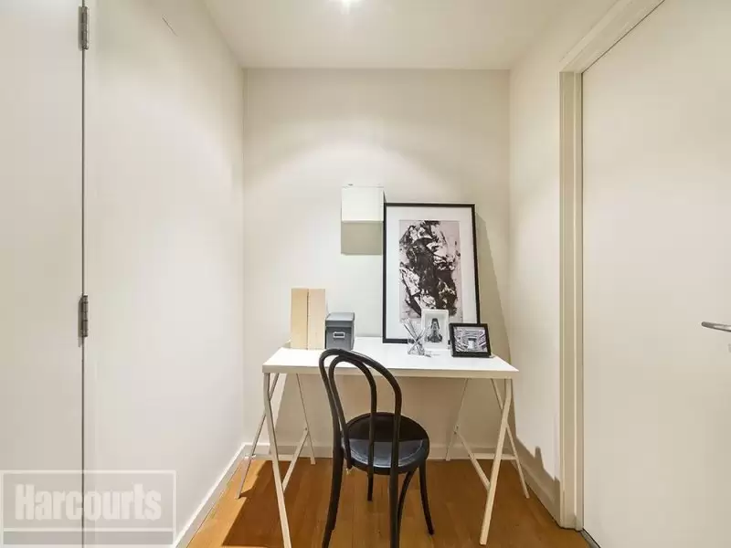 24/377 Little Collins Street, Melbourne Sold by Harcourts Melbourne City - image 4