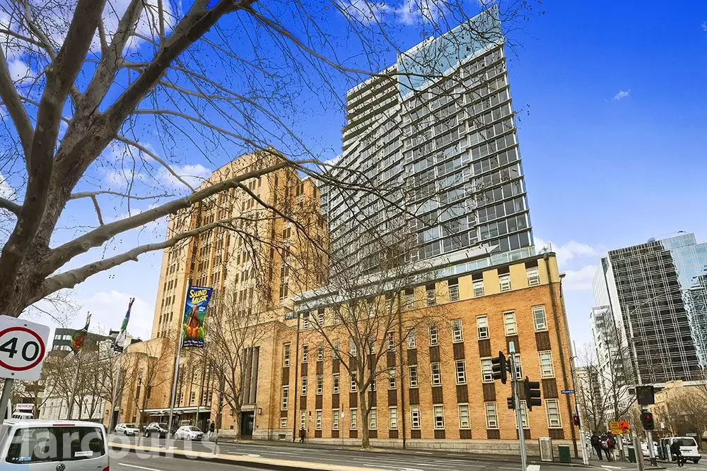 216D/68 La Trobe Street, Melbourne Sold by Harcourts Melbourne City - image 1