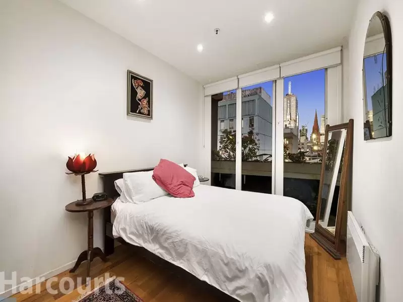 5/313 Flinders Lane, Melbourne Sold by Harcourts Melbourne City - image 3