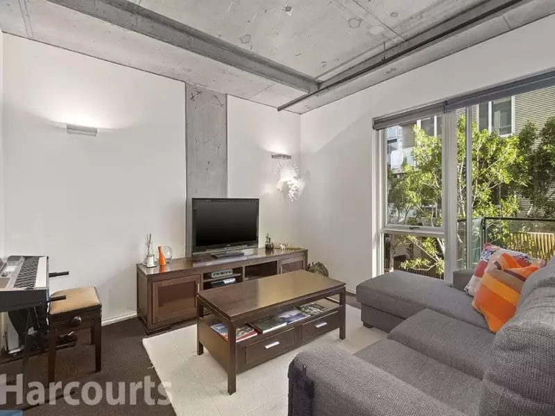 113P/191 Powlett Street, East Melbourne Sold by Harcourts Melbourne City - image 3