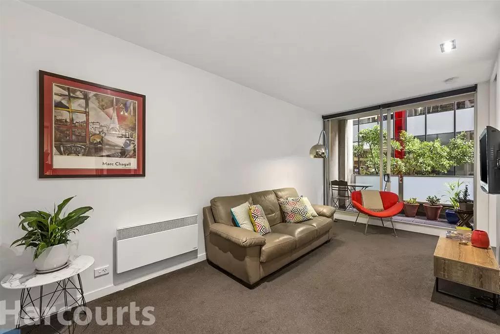 107V/162 Albert Street, East Melbourne Sold by Harcourts Melbourne City - image 1