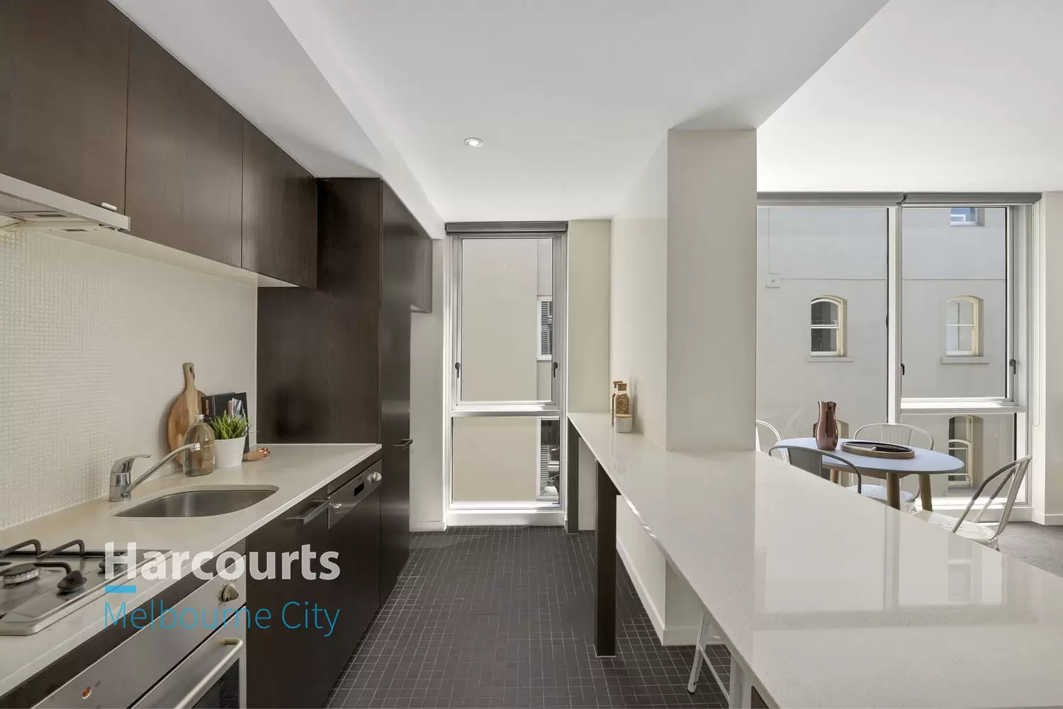 309V/162 Albert Street, East Melbourne Sold by Harcourts Melbourne City - image 3