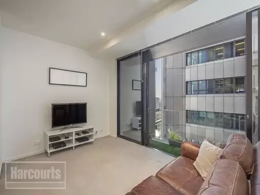 1106/620 Collins Street, Melbourne Leased by Harcourts Melbourne City