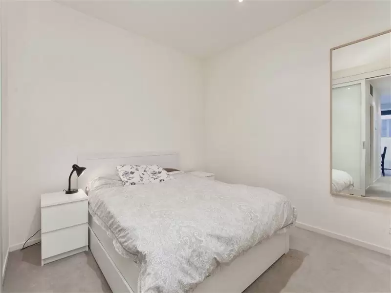 2006/620 Collins Street, Melbourne Leased by Harcourts Melbourne City - image 3