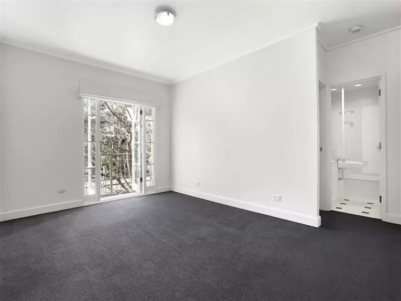 39/1 Wellington Crescent, East Melbourne Leased by Harcourts Melbourne City - image 2