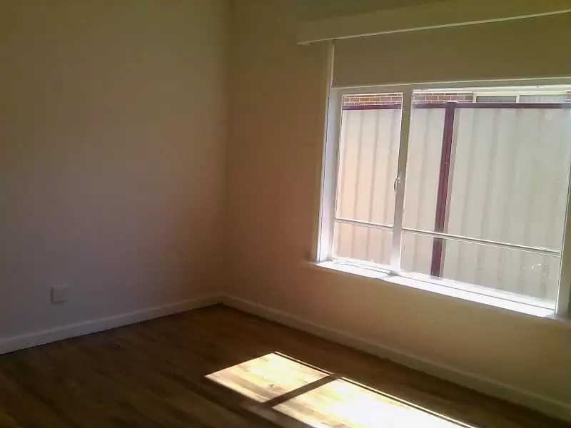 16 Millawa Avenue, St Albans Leased by Harcourts Melbourne City - image 2